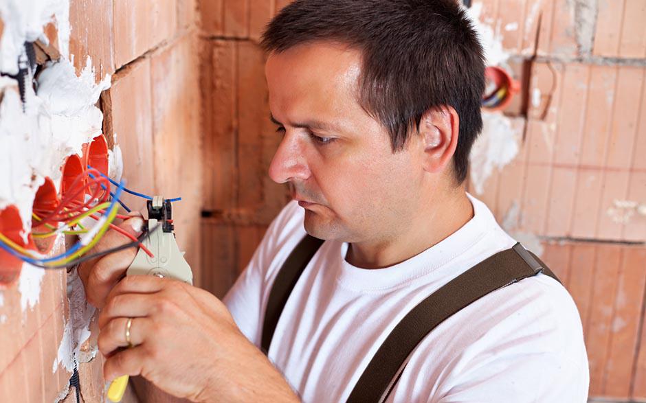 électricien de maintenance Flins-sur-Seine